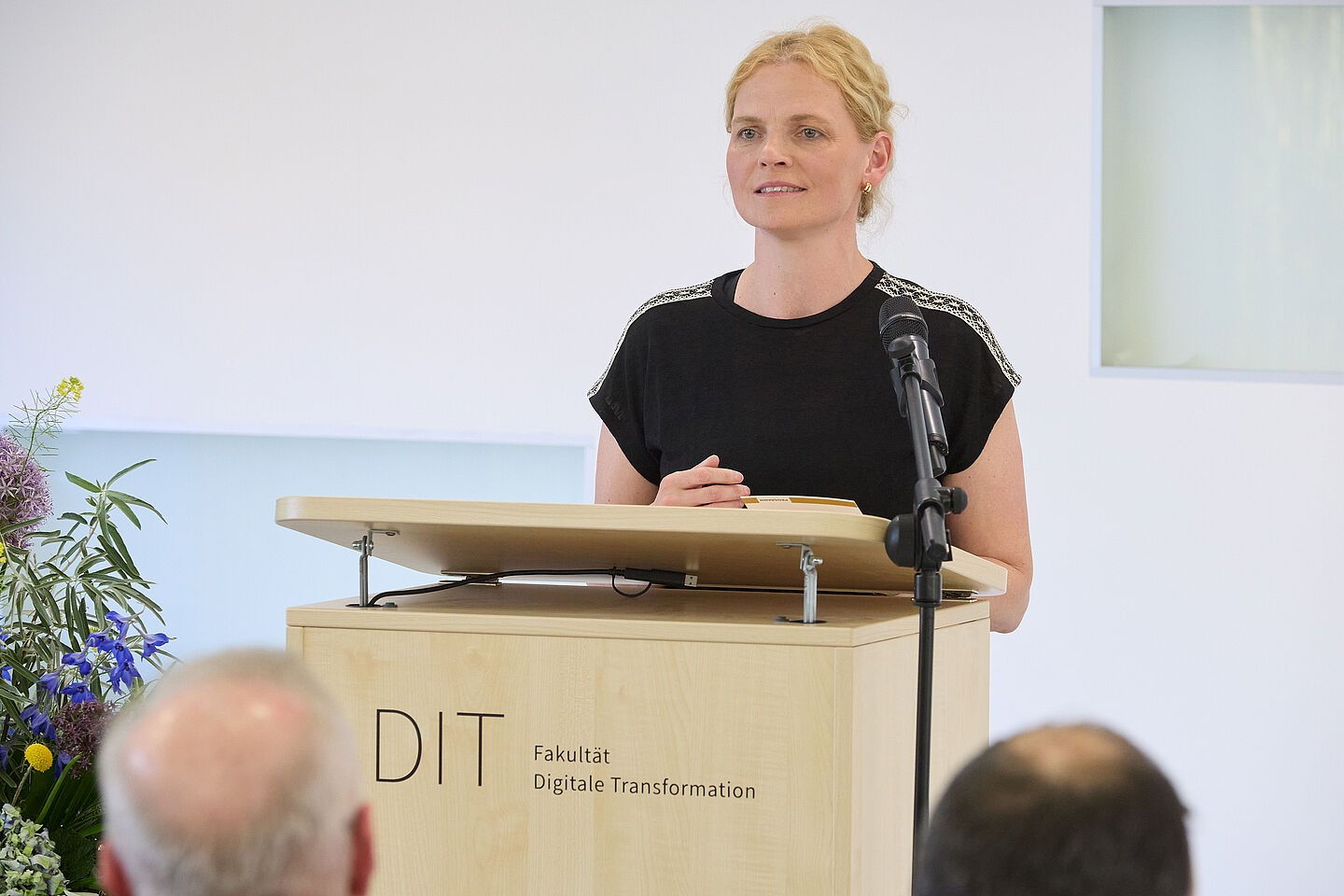 Grußwort der Alumni-Beauftragten