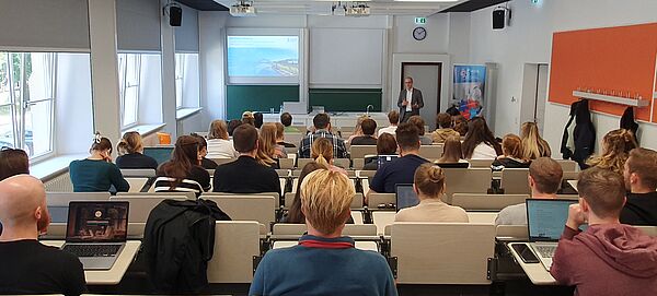 M. Geisenberger beim HTWK Messe-Gastvortrag 2024