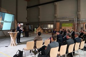 Parlamentarischer Kaminabend im HBFZ