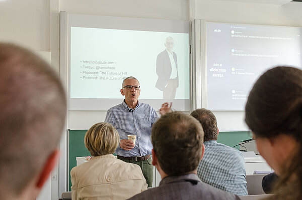 Dieses Jahr mit einer Keynote dabei:  Tom Haak vom HR Trend Institute Amsterdam (Niederlande). Er wird Wirkungen technischer Lösungen im Bereich „Employee Experience“ aufzeigen. (Foto: HTWK Leipzig)